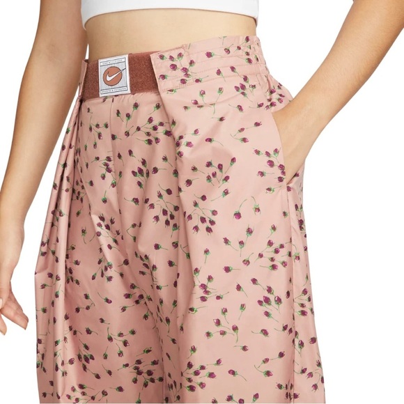 Nike Pants - RARE Nike Floral Pink Icon Clash Jogger Pants